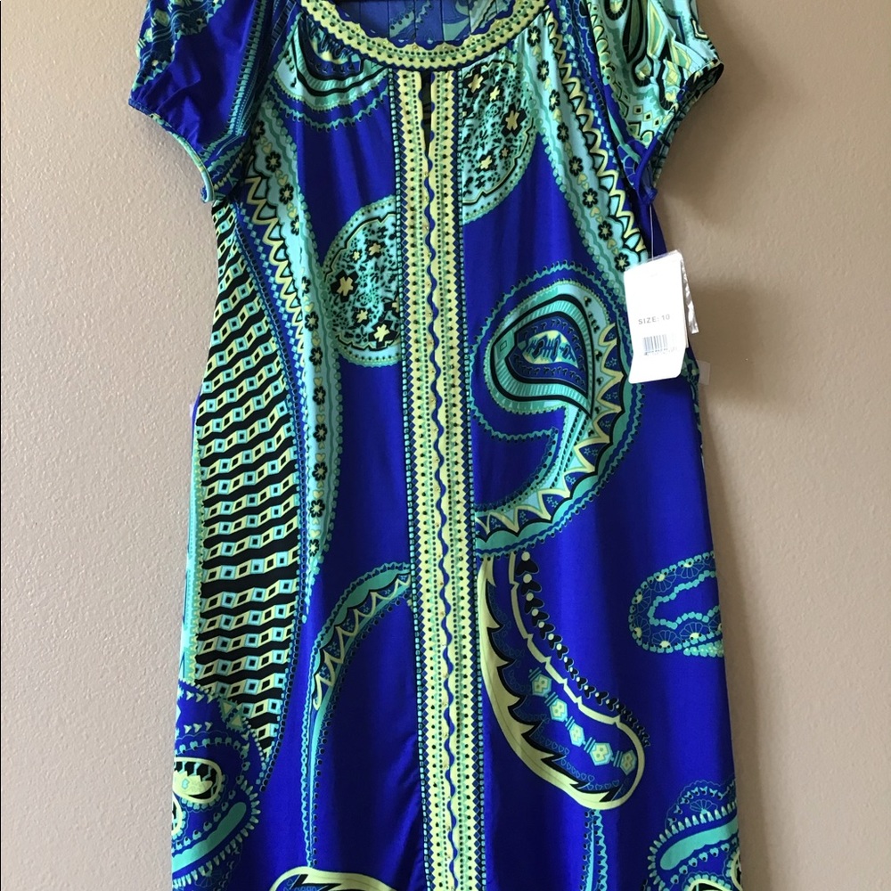Shortsleeved dress